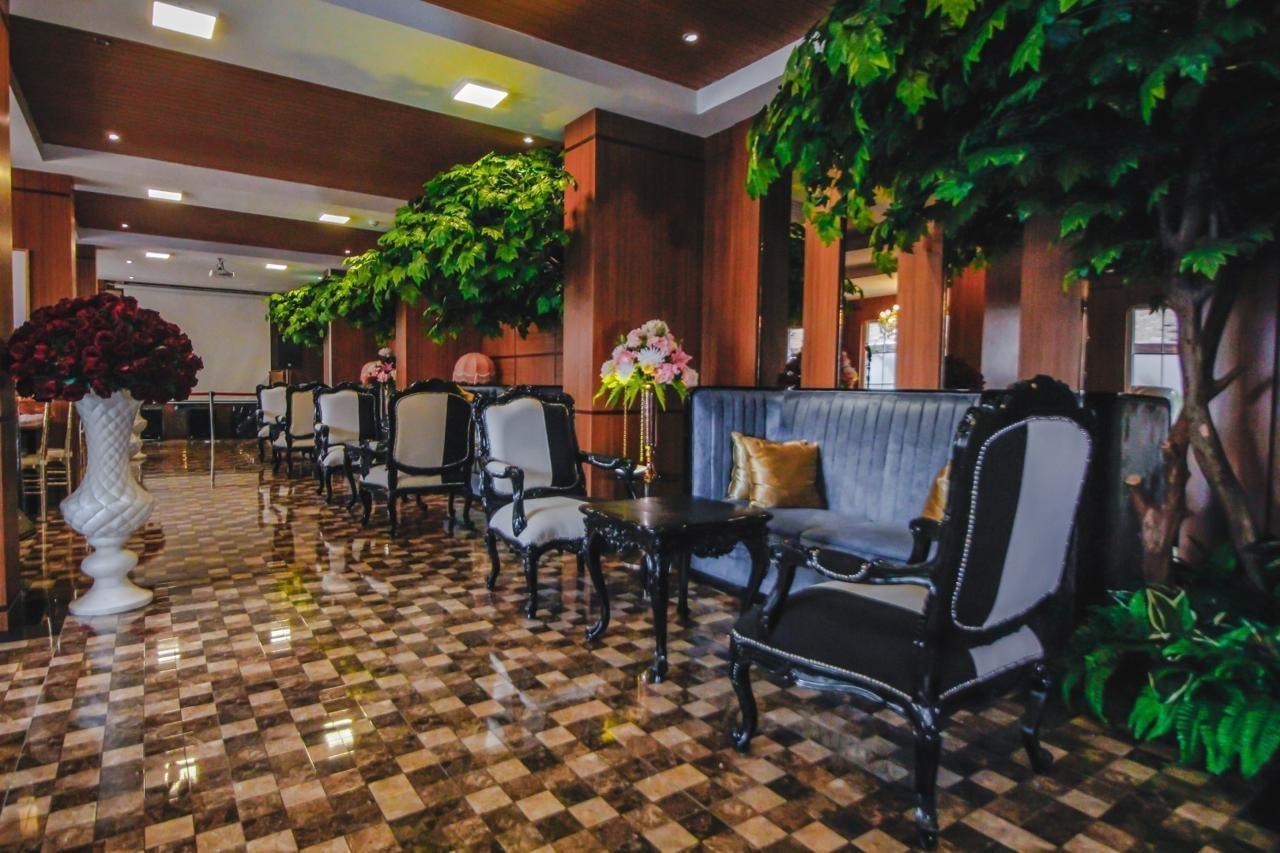 Petit Boutique Hotel Solo Екстер'єр фото